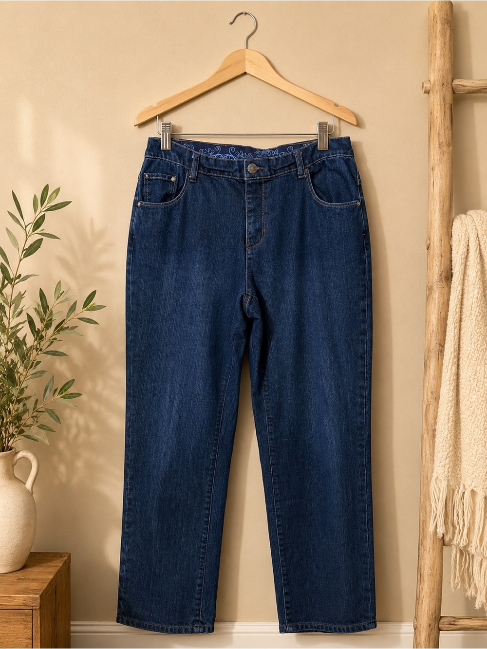 CJ Banks Moderately Curvy Fit Comfort Waist Jeans 18W Dark Wash (J7)